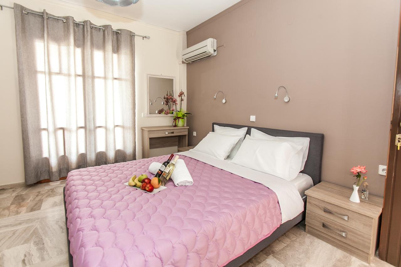 Orelia Pension Tolón Exteriér fotografie